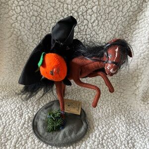 Annalee Halloween Headless Horseman with Pumpkin in Brown Horse